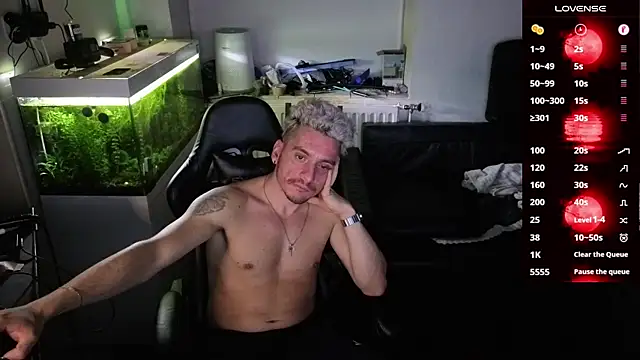 Rayzel White online show from 18, 2, 2026