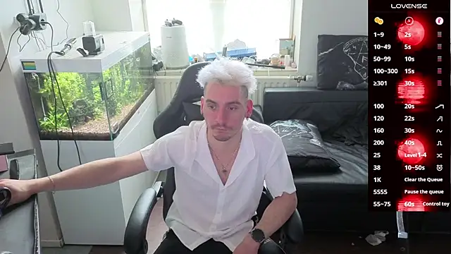 Rayzel White online show from 26, 3, 2026