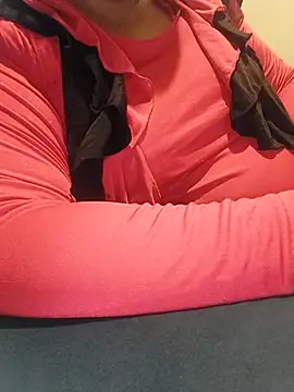 Snapshot of TamilDreamgirl08 chatting on 29, 3, 2026 TamilDreamgirl08 online show from 29, 3, 2026