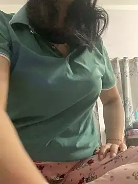 Snapshot of emgaisayhi chatting on 17, 2, 2026 emgaisayhi online show from 17, 2, 2026