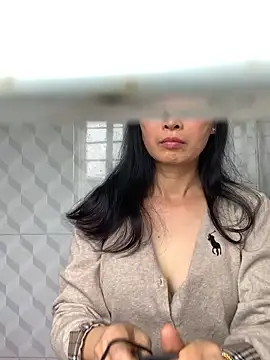 Snapshot of emgaisayhi chatting on 22, 2, 2026 emgaisayhi online show from 22, 2, 2026