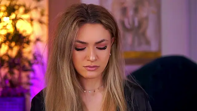 Snapshot of NayaQuinn chatting on 8, 2, 2026 NayaQuinn online show from 8, 2, 2026