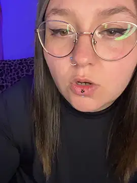 Snapshot of _maracr19_ chatting on 1, 3, 2026 maracr19 online show from 1, 3, 2026