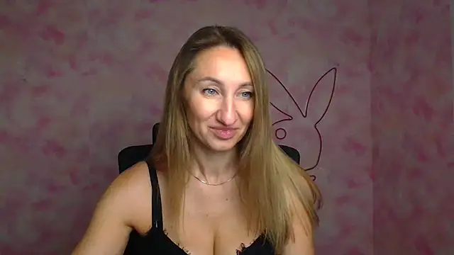 Diana Sweeet  online show from 16, 4, 2026