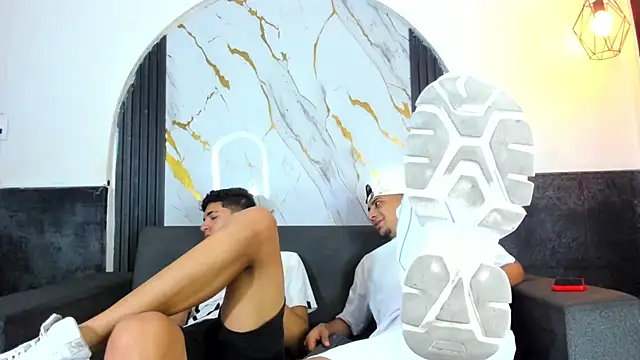 ALEX KEITH26 online show from 21, 2, 2026