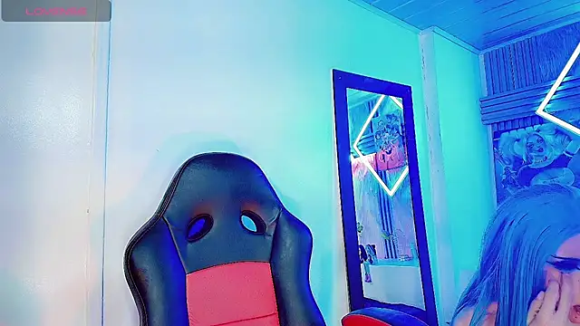 Lisa sparkleee online show from 21, 3, 2026