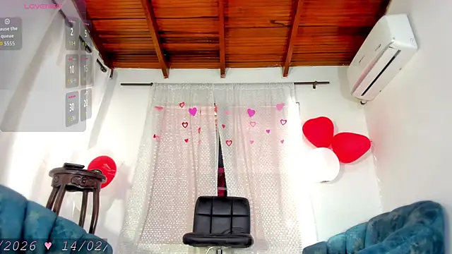 Snapshot of dulce_y_Jhoselin chatting on 14, 2, 2026 dulce y Jhoselin online show from 14, 2, 2026