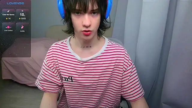LeonBoykisser online show from 13, 5, 2026