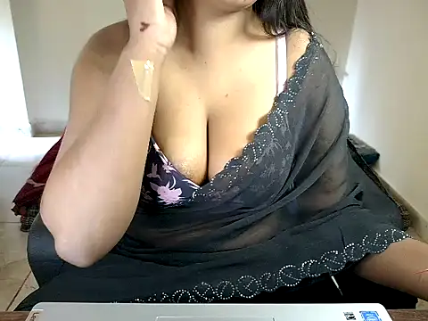 Snapshot of Its_Soniya69 chatting on 8, 5, 2026 Its Soniya69 online show from 8, 5, 2026