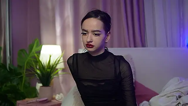 Snapshot of AriellaKitty chatting on 10, 2, 2026 AriellaKitty online show from 10, 2, 2026