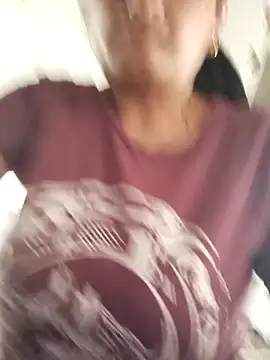 Luna seductora12 online show from 10, 2, 2026