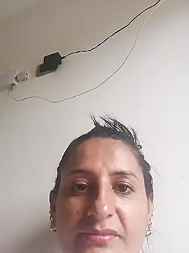 Luna seductora12 online show from 3, 3, 2026