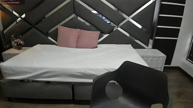 Ambarross  online show from 16, 1, 2026