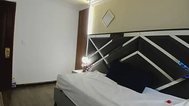 Snapshot of Ambarross_ chatting on 5, 2, 2026 Ambarross online show from 5, 2, 2026