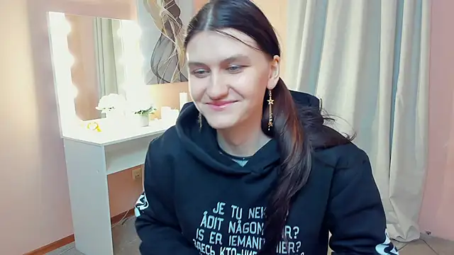 Snapshot of DaniaBimIer chatting on 15, 1, 2026 DaniaBimIer online show from 15, 1, 2026