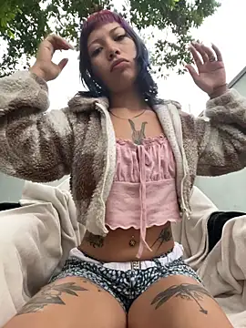 Namii cute online show from 19, 2, 2026