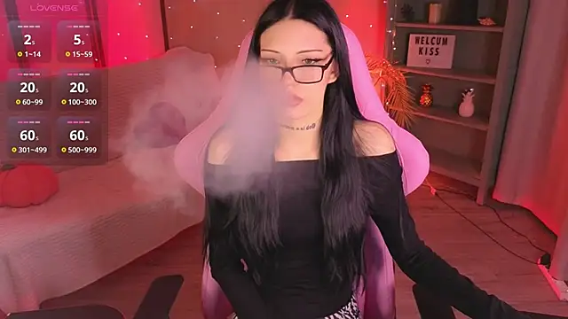 Kelly  Bunny online show from 17, 4, 2026