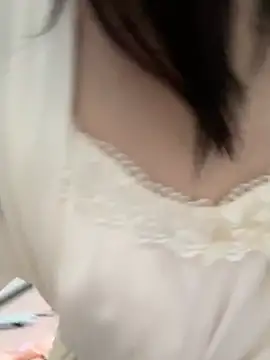 Snapshot of Cheating-wife chatting on 24, 4, 2026 Cheating-wife online show from 24, 4, 2026