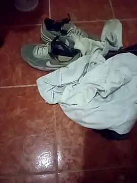 angelguere online show from 19, 2, 2026