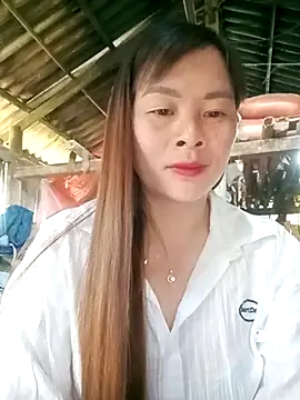 Bling sexy online show from 10, 4, 2026