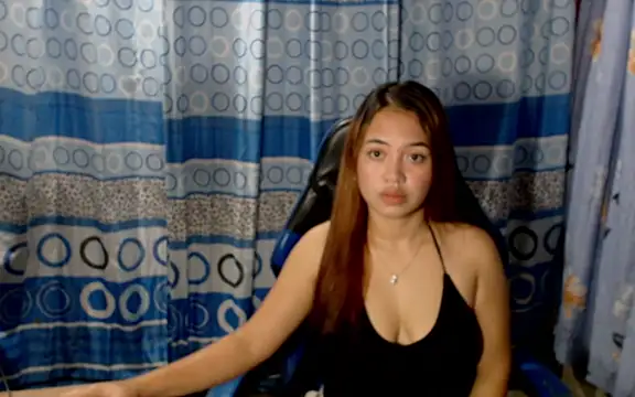 pinay mayahiga online show from 11, 4, 2026