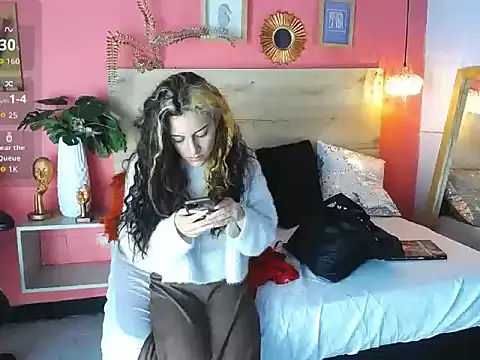 maria Turner1 online show from 17, 4, 2026