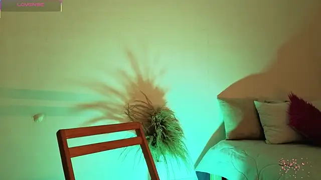 fransheskarossi online show from 8, 3, 2026