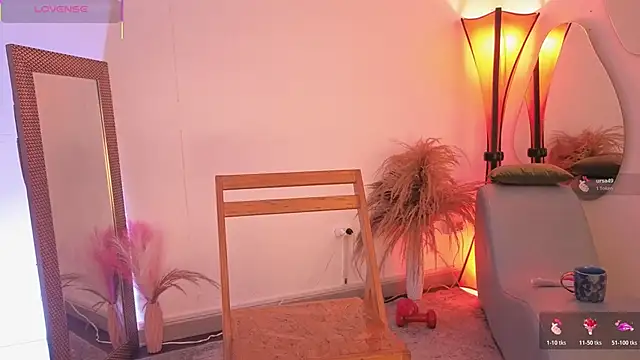 fransheskarossi online show from 28, 3, 2026