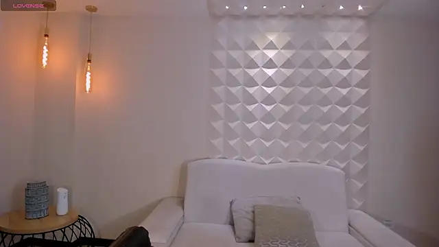 Snapshot of EmilyCarterX chatting on 8, 2, 2026 EmilyCarterX online show from 8, 2, 2026