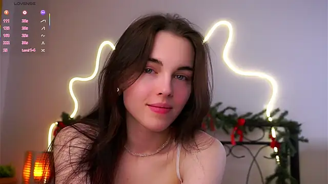 Snapshot of MirnaTellado chatting on 15, 2, 2026 MirnaTellado online show from 15, 2, 2026