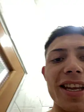 santiObrero online show from 11, 3, 2026