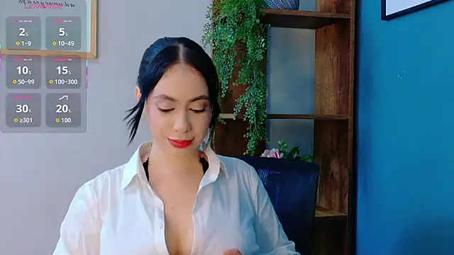 Snapshot of Sienna-Gold chatting on 10, 2, 2026 Sienna-Gold online show from 10, 2, 2026