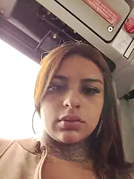 EmilyMoore Pink online show from 5, 2, 2026