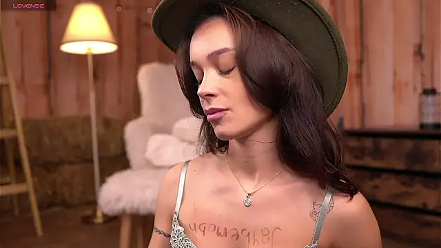 SweetRossie online show from 6, 2, 2026