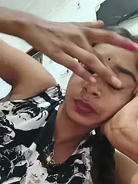 Cute-Natashaa online show from 27, 7, 2026