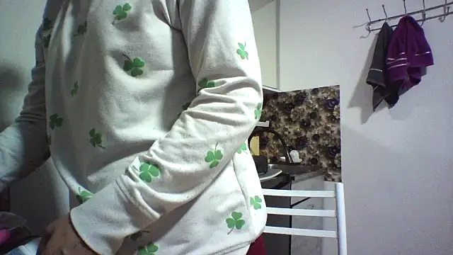 Snapshot of bella2322 chatting on 9, 2, 2026 bella2322 online show from 9, 2, 2026