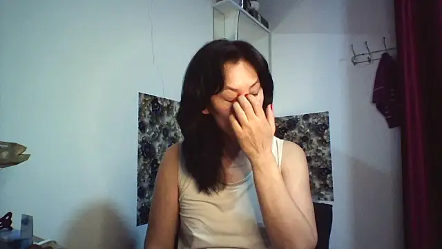 Snapshot of bella2322 chatting on 21, 2, 2026 bella2322 online show from 21, 2, 2026