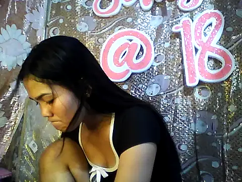 PinaySkinnyJust18 online show from 19, 2, 2026