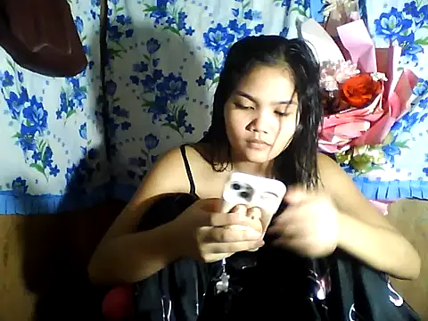 PinaySkinnyJust18 online show from 23, 5, 2026
