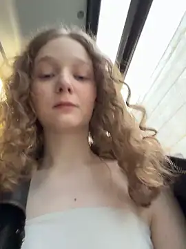 outside rosy online show from 30, 3, 2026