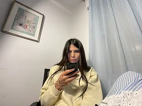 Snapshot of Lily_WellGifted chatting on 22, 3, 2026 Lily WellGifted online show from 22, 3, 2026