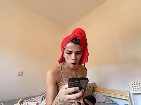 Snapshot of Lily_WellGifted chatting on 17, 5, 2026 Lily WellGifted online show from 17, 5, 2026