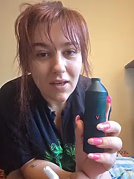 Snapshot of Ashlovescannabis chatting on 27, 6, 2026 Ashlovescannabis online show from 27, 6, 2026