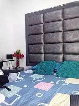 Catalinna 03 online show from 3, 2, 2026