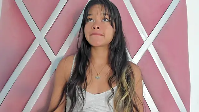 victoriavelasquez  online show from 15, 2, 2026