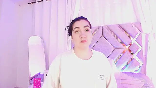 Snapshot of KathiaJenner chatting on 22, 5, 2026 KathiaJenner online show from 22, 5, 2026
