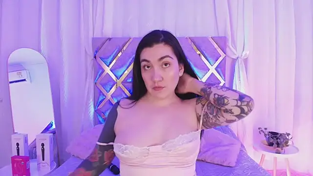 Snapshot of KathiaJenner chatting on 14, 6, 2026 KathiaJenner online show from 14, 6, 2026