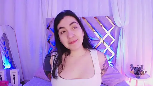Snapshot of KathiaJenner chatting on 5, 7, 2026 KathiaJenner online show from 5, 7, 2026
