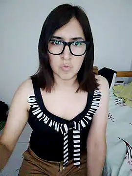 Snapshot of Eide-26 chatting on 4, 2, 2026 Eide-26 online show from 4, 2, 2026