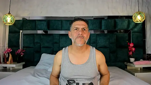 Snapshot of ViceSweet chatting on 4, 3, 2026 ViceSweet online show from 4, 3, 2026